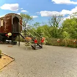 The Carriage - A First Class Experience *